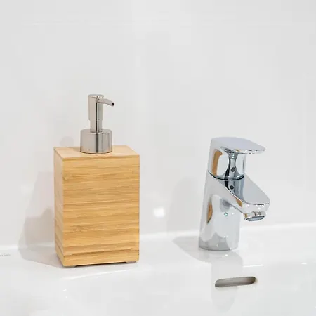 Fullhouse - - A6 - Washing Machine - Terrace - Nespresso Daire Dresden